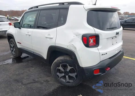 2021 Jeep Renegade Trailhawk 4X4 z USA, uszkodzony, nr VIN ZACNJDC19MPM33070